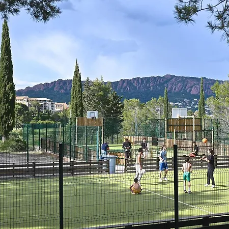 Le Village - C4 010 By Interhome * Saint-Raphaël