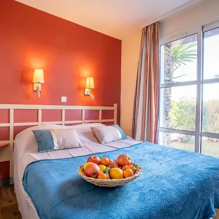 Le Village - C4 010 By Interhome Saint-Raphaël