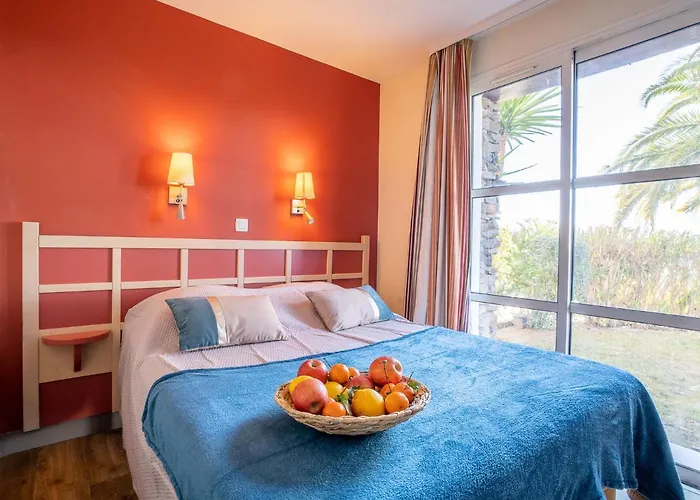 Le Village - C4 010 By Interhome Saint-Raphaël