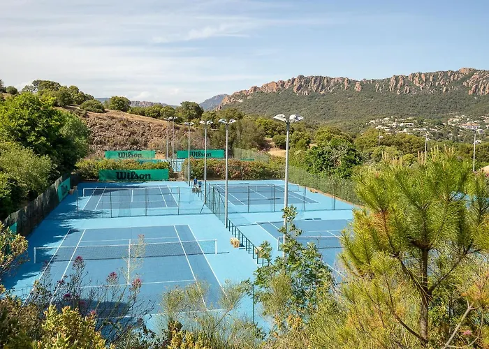 Le Village - C4 010 By Interhome Saint-Raphaël